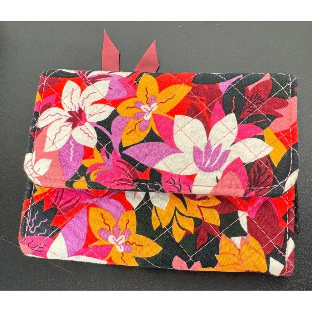 Vera Bradley Rosa Floral RFID Riley Compact Wallet | Excellent Like New